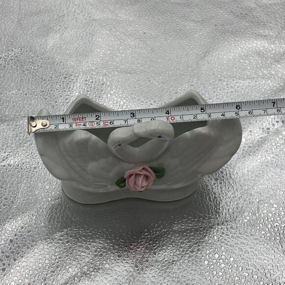 Vintage Ceramic Swan Planter Vase White With Pink Rose Accent Trinket Dish - Picture 7 of 9